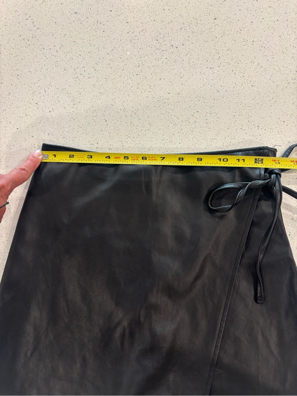 Abercrombie & Fitch Black Faux Leather Wrap Skort with Side Tie Small - Picture 5 of 6
